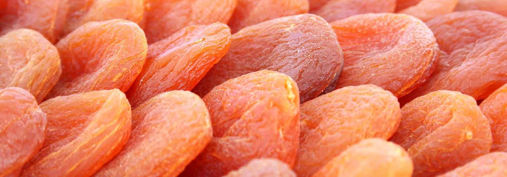 How to dry apricots?