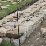How to build a dry stone wall?