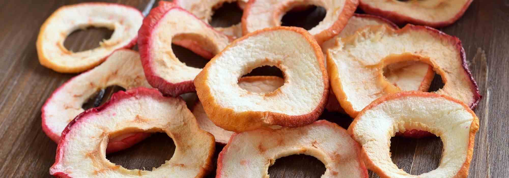 How to make dried apples (apple chips)?