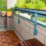 How to design and decorate a small city balcony?