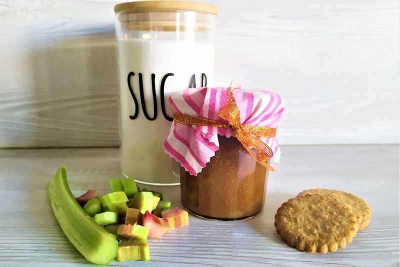 The recipe for rhubarb jam