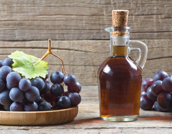 Making vinegar from your grapes