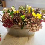 Autumn decor: make a natural table centrepiece
