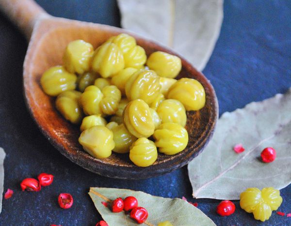 How to make nasturtium capers?